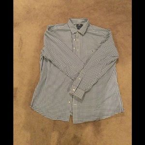 Vineyard Vines Navy and White Button Down